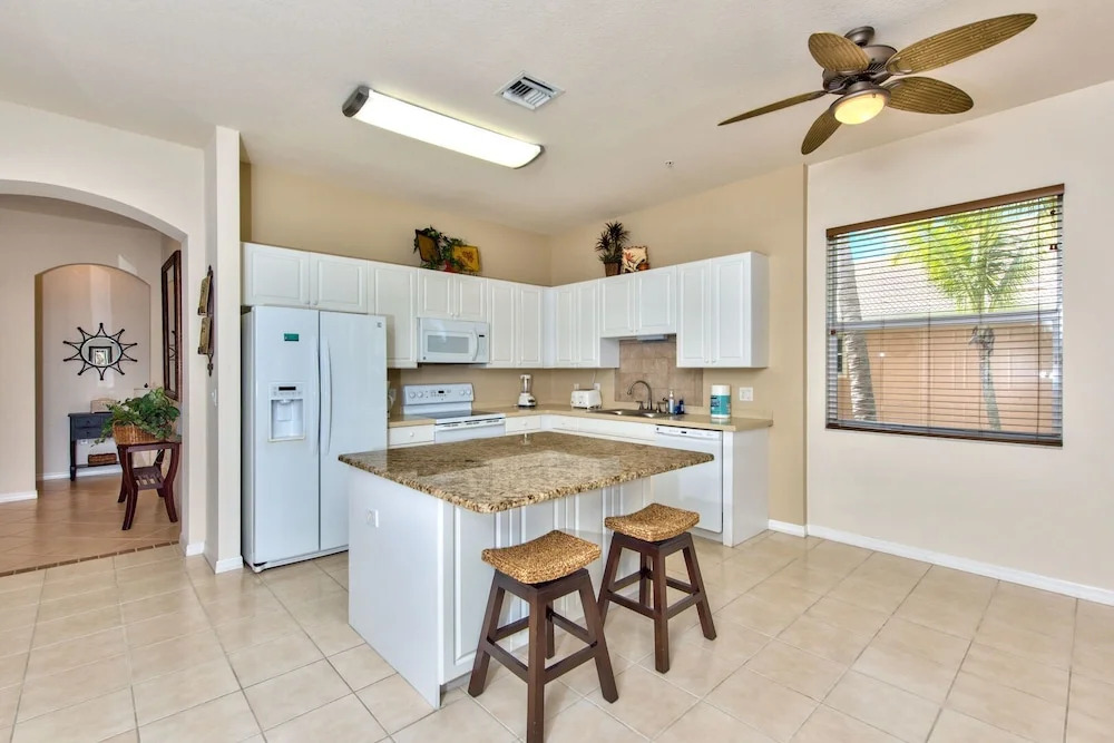 Gattino Vacation Rental by NFVH