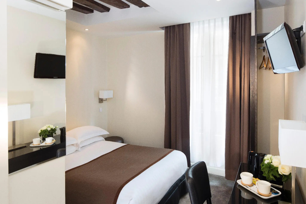 Lion dOr Paris Suites
