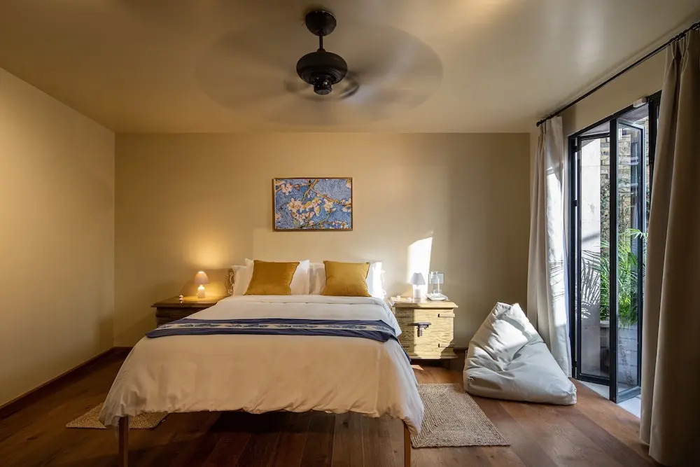 PANORAMA DE LA PARROQUIA Amazing Sunsets! Triplex 4BR Centro Home with Rooftop Parroquia Views