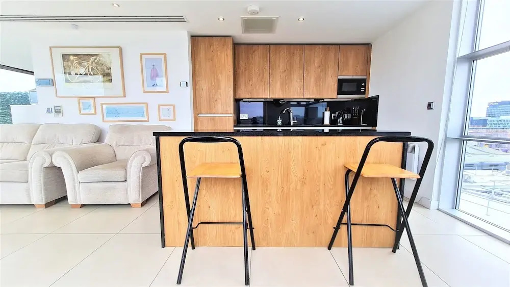 2 Bedroom Penthouse with Parking