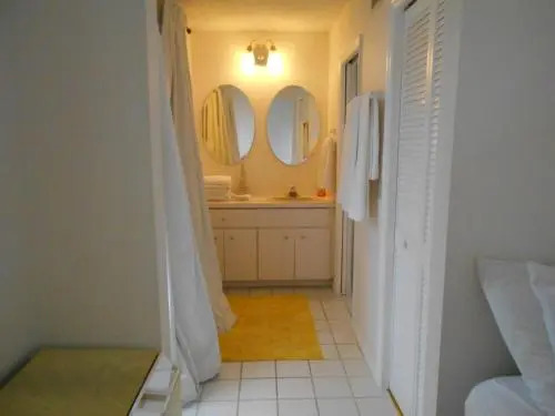 3000 Sq Ft Beach And Bay Condo