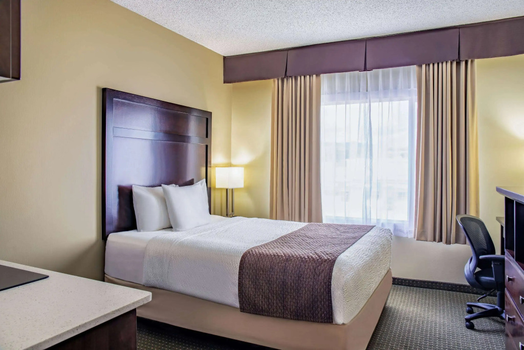 Days Inn by Wyndham Cranbrook Conference Centre