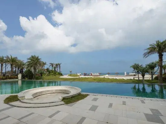 Shuangyuewan Qingfeng Xiaozhu Seaview Hotel (Honghai Jin'an Branch)