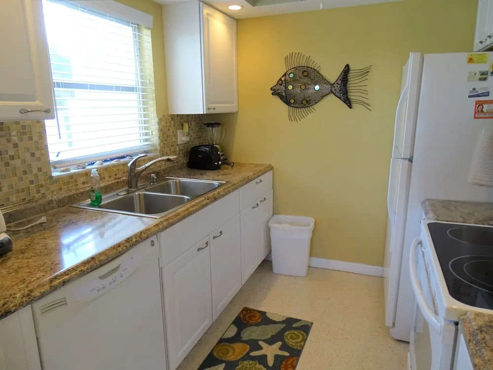 Village West 101 1 Bedroom 1 Bathroom Apts