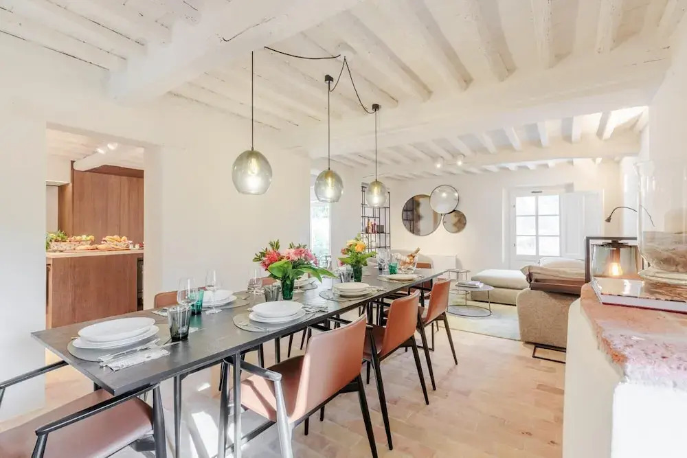 Tramonto Farmhouse Contemporary Tradition