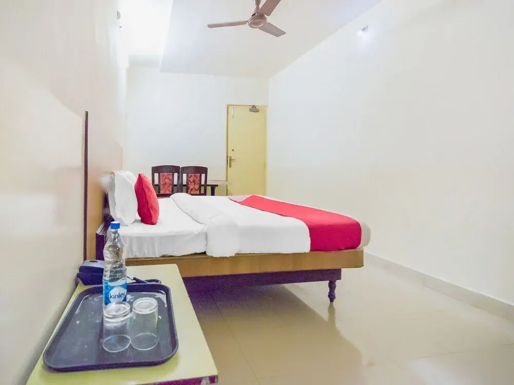 Anupama Residency by OYO Rooms