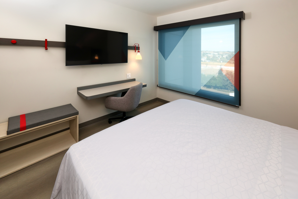 avid hotel Guadalajara Aeropuerto Norte by IHG