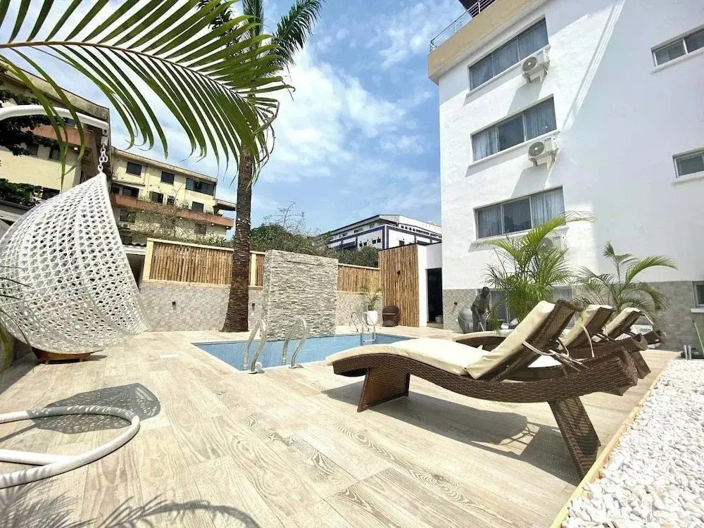 1677 Mayfair Apartment