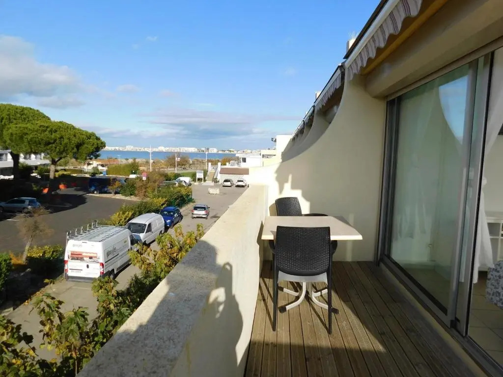 studio 38 climatisé balcon vue mer