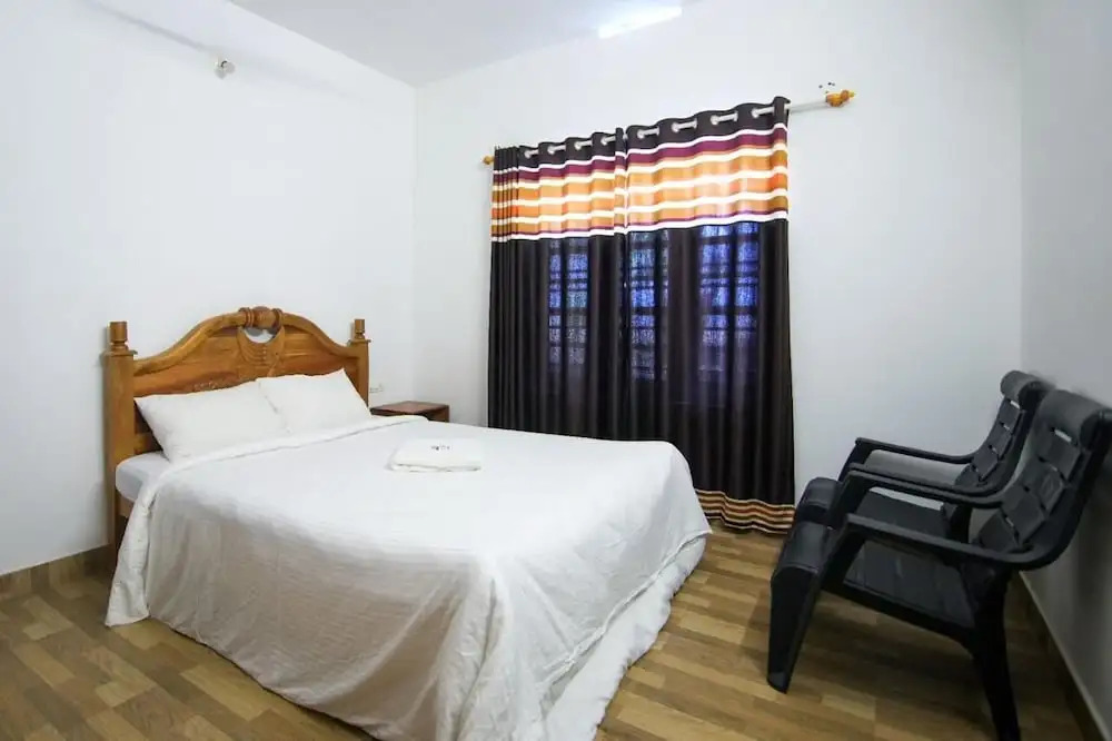 Bcamp Resorts & Homestays