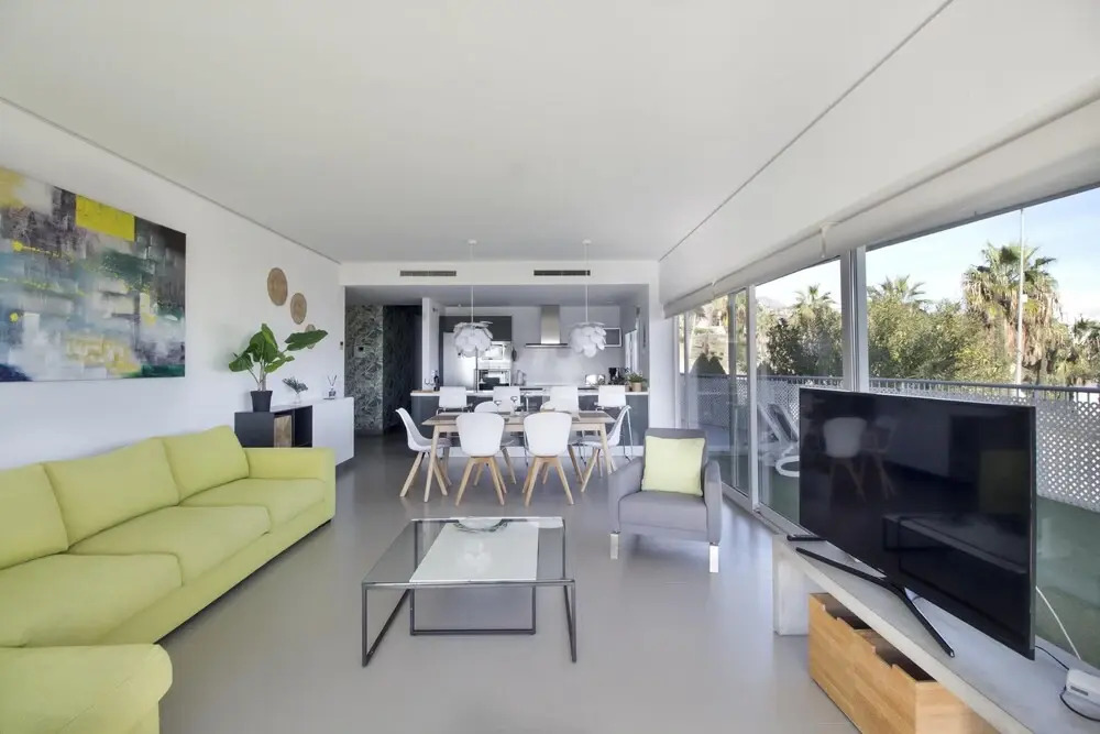 Luxury Apartment With Sea View