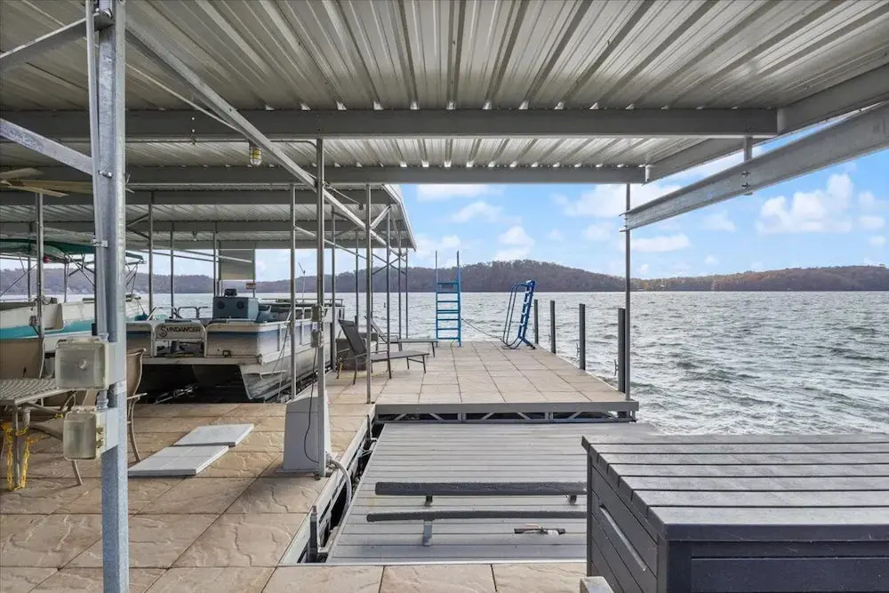 Newly Updated Interior, Sunroom w/ Hot Tub, Deck, Deep Water Dock, Boat & PWC Slips