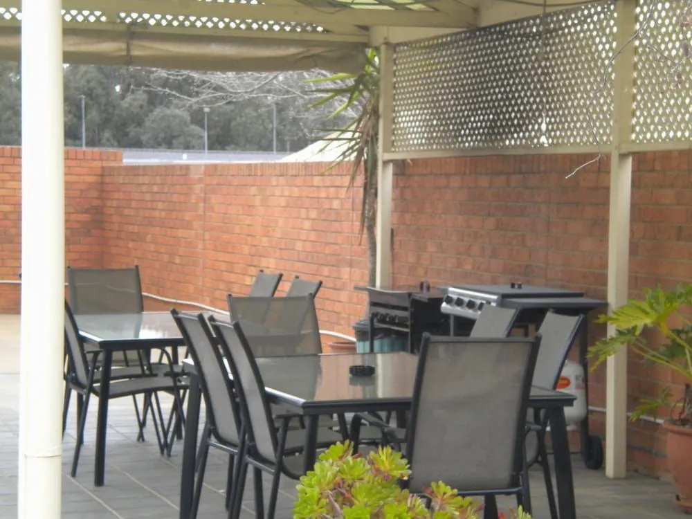 Moama Central Motel