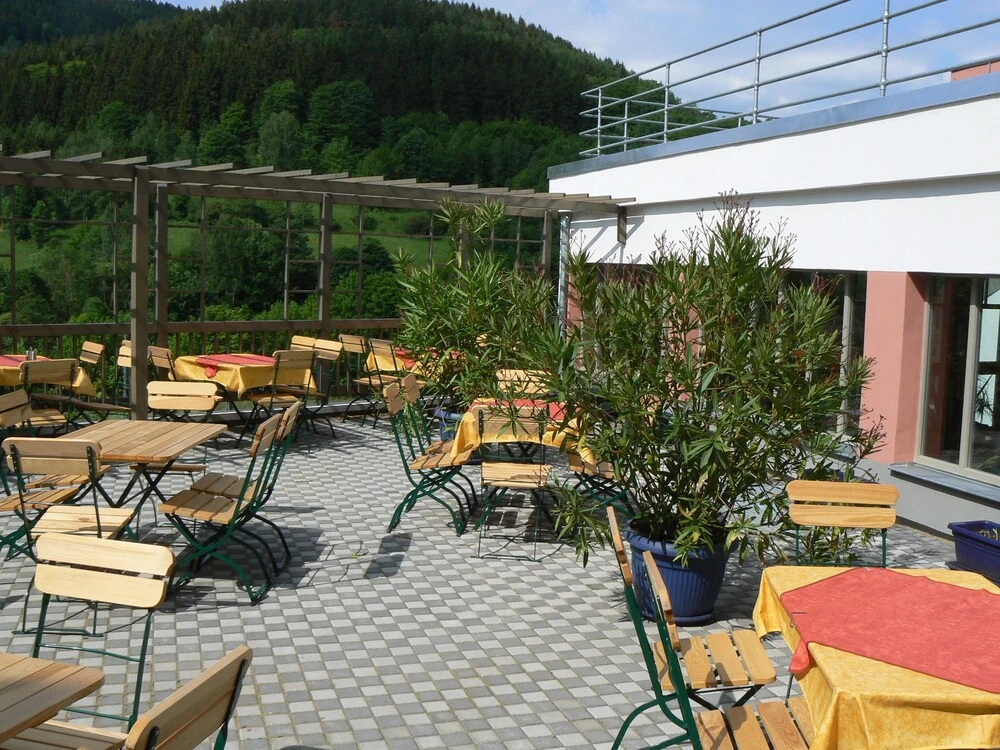 Haus des Volkes - Das Bauhaushotel
