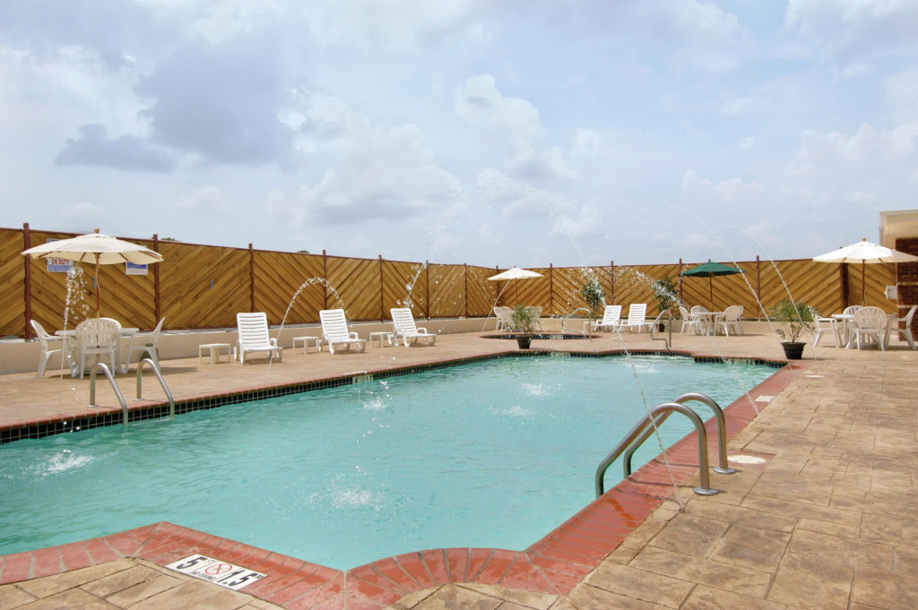 Holiday Inn Hotels Batesville by IHG