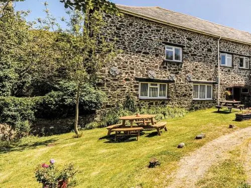 Great Tythe Barn