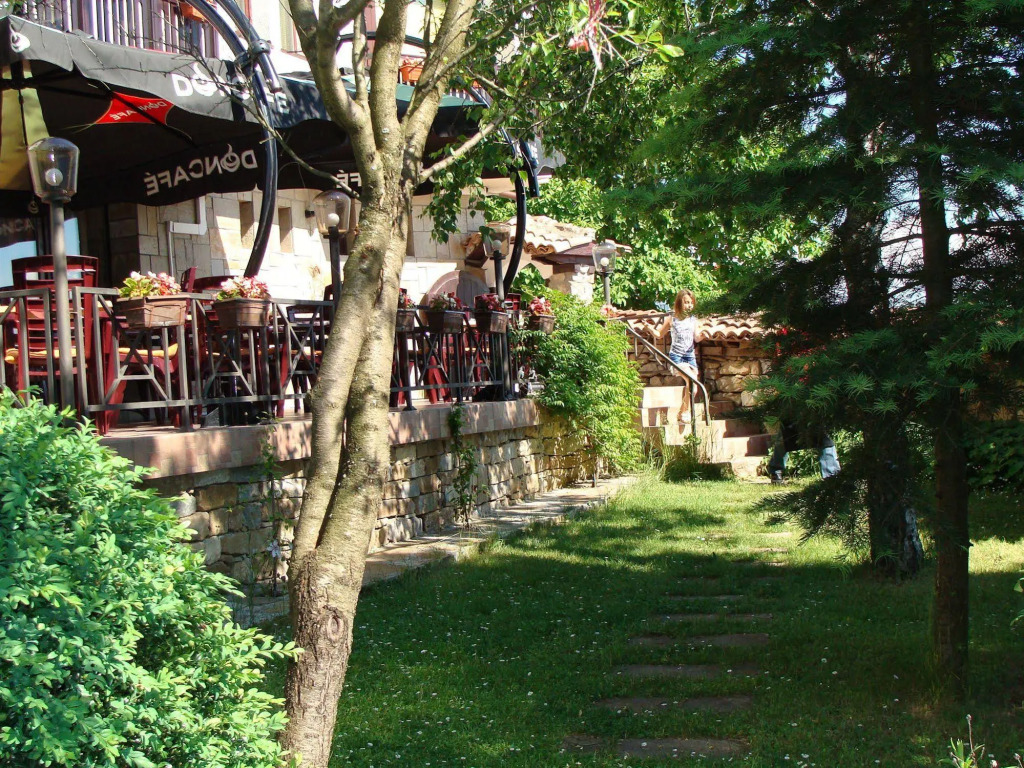 Family hotel Elena