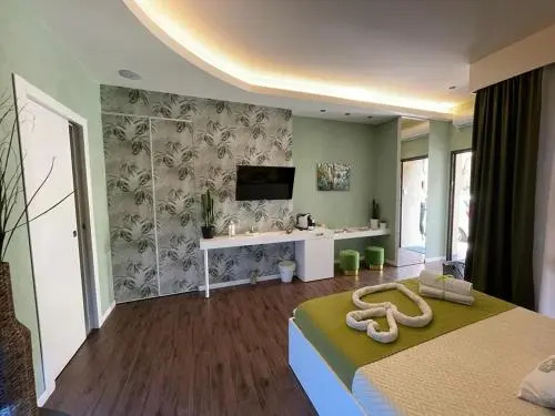 TH LUXURY SUITE