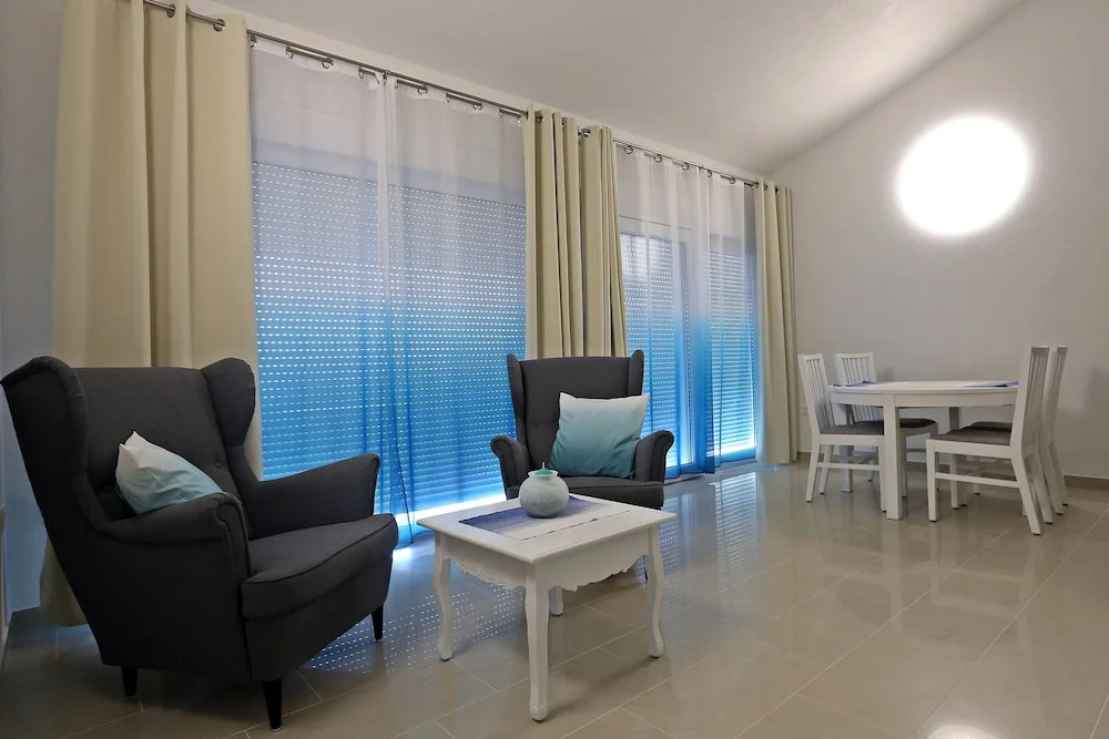 Apartments Villa Mediteran