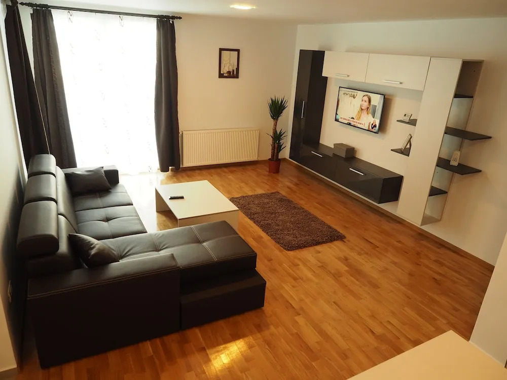 5 Star Residence