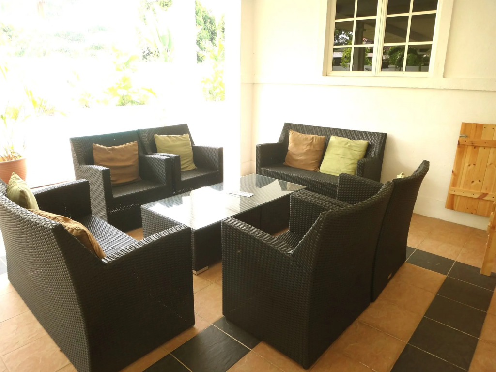 Rumah Putih B&B Sepang - KLIA 1&2