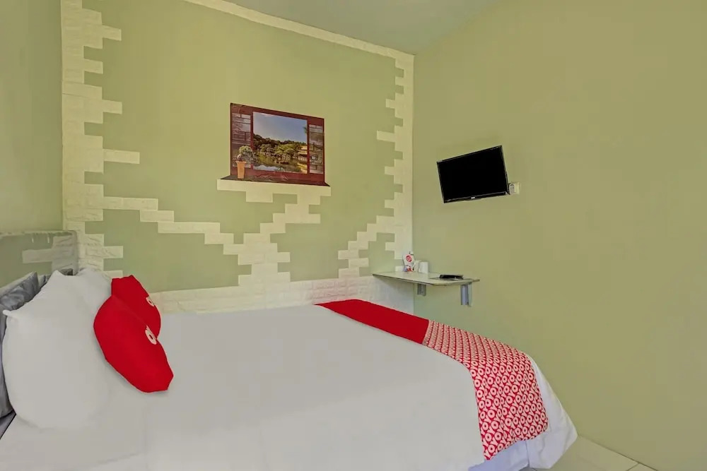 Hotel O Villa Inn App Trawas Bintaro Syariah