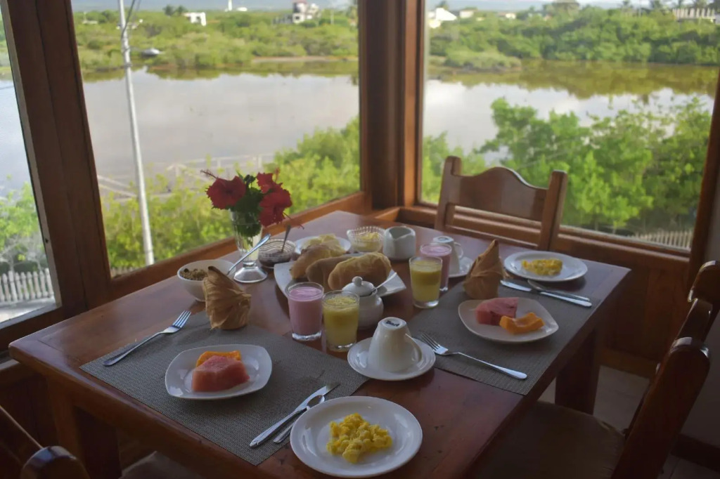 Hotel La Laguna Galapagos