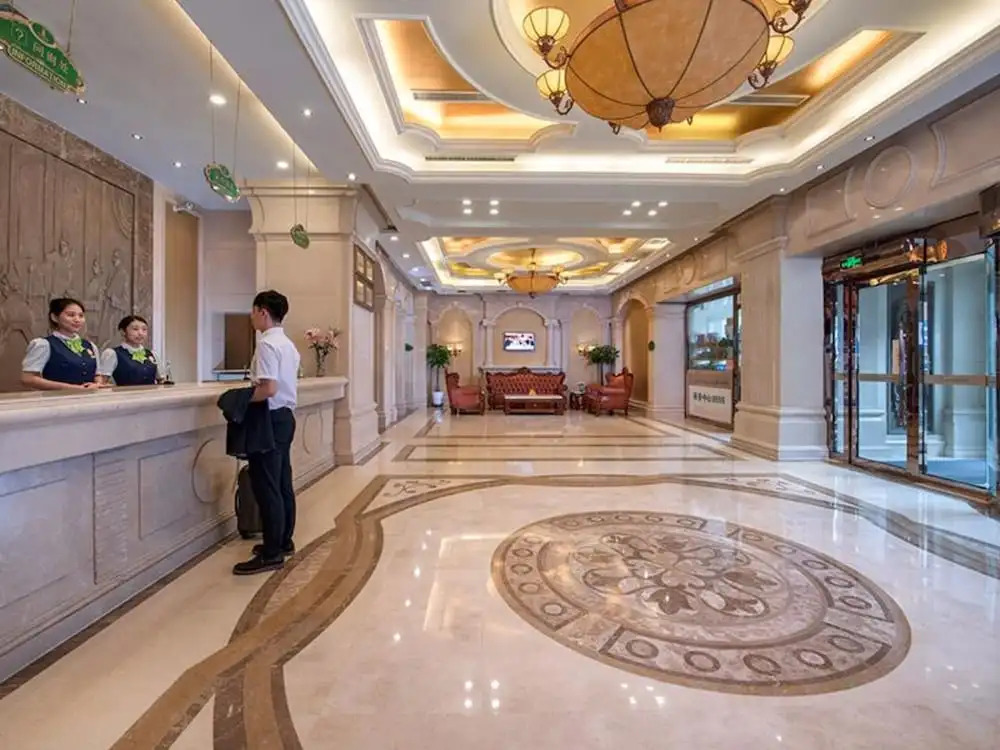 Vienna International Hotel Shenyang Railway Station
