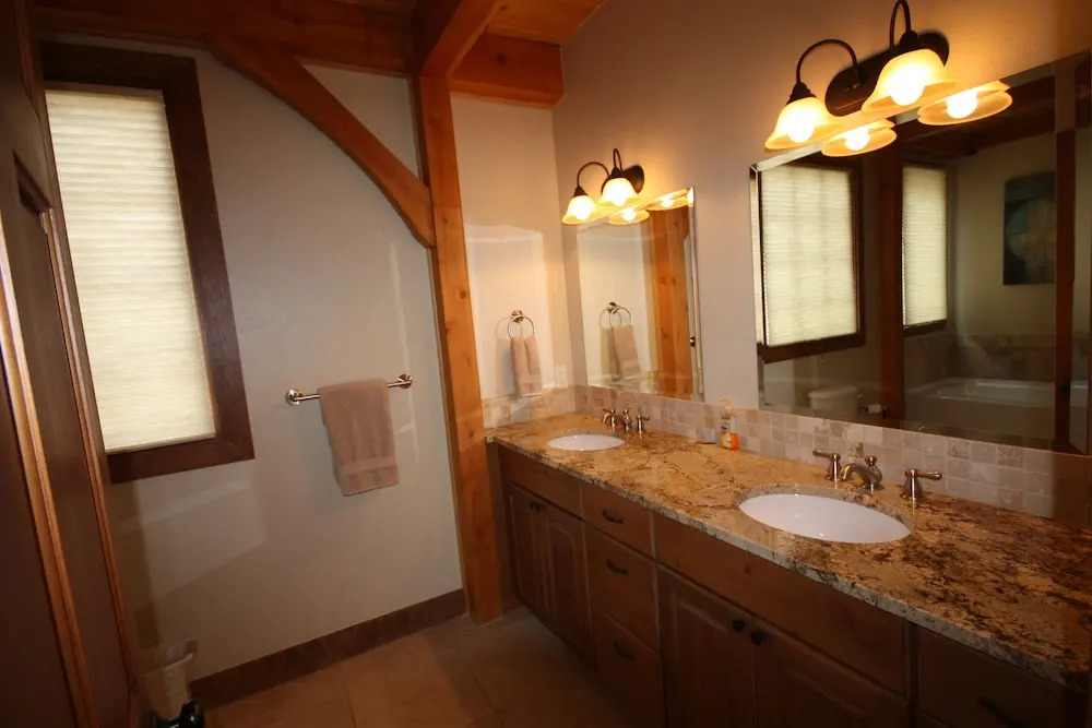 100 Crown Drive 4 Bedrooms 3.5 Bathrooms Home