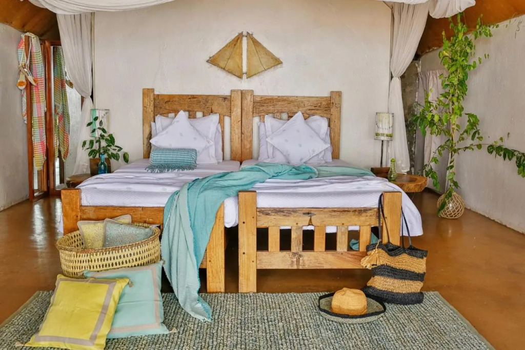Lukuba Island Lodge - East Africa Camps