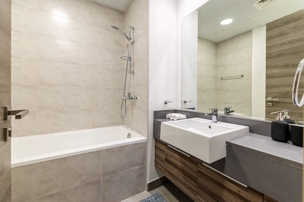 Lovely Brand New Fully Furnished 2 Bedrooms