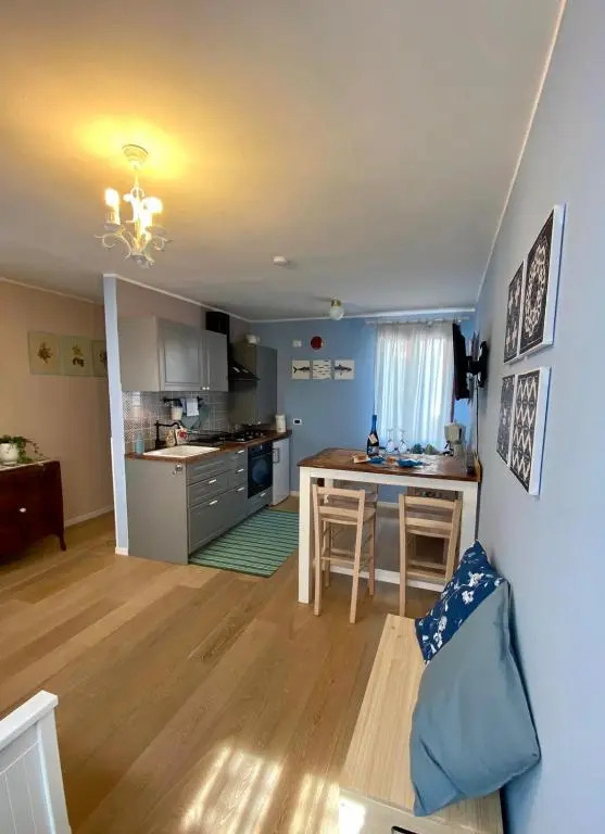 Blue George Apartment