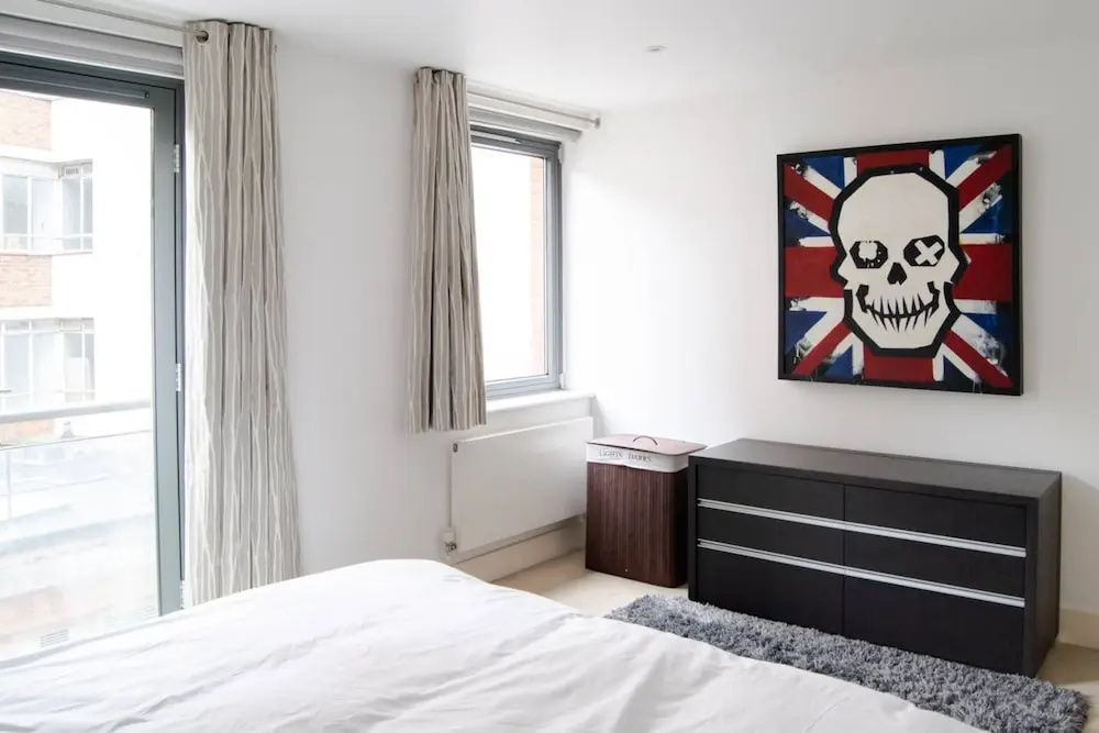 Modern 2 Bedroom With Balcony Near Oxford Street