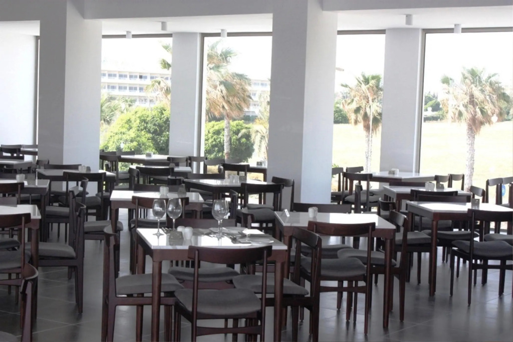 Amphora Hotel & Suites