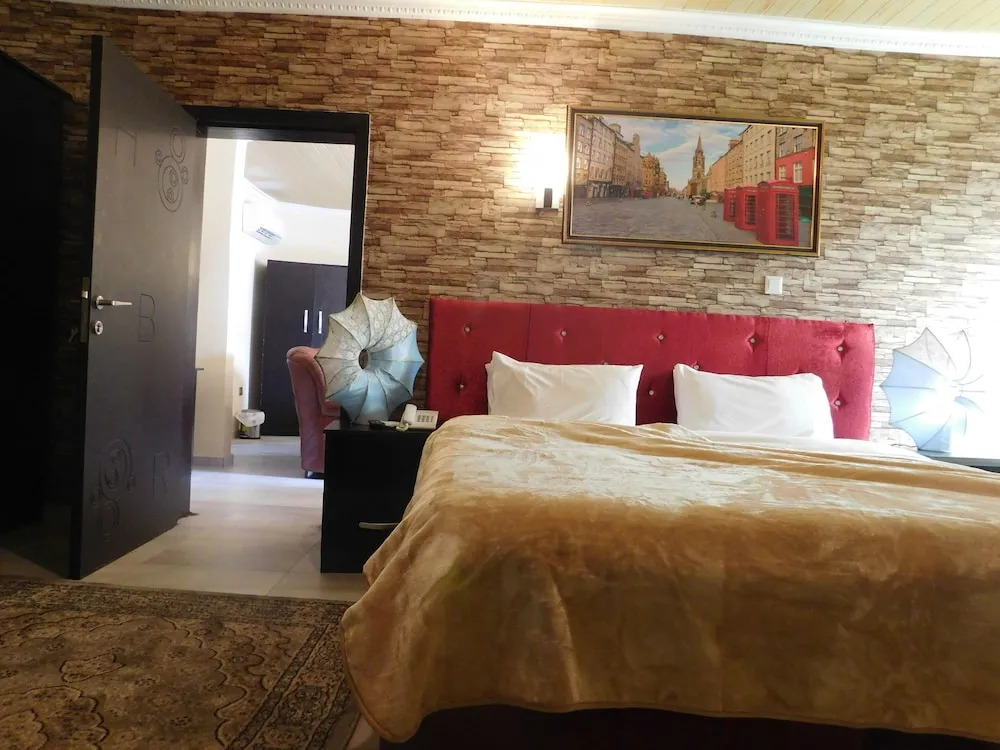 Honeyland Beach Resort