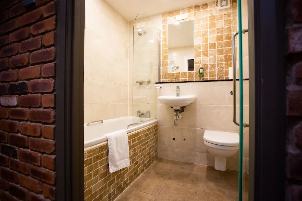 The Crown Hotel Southwell