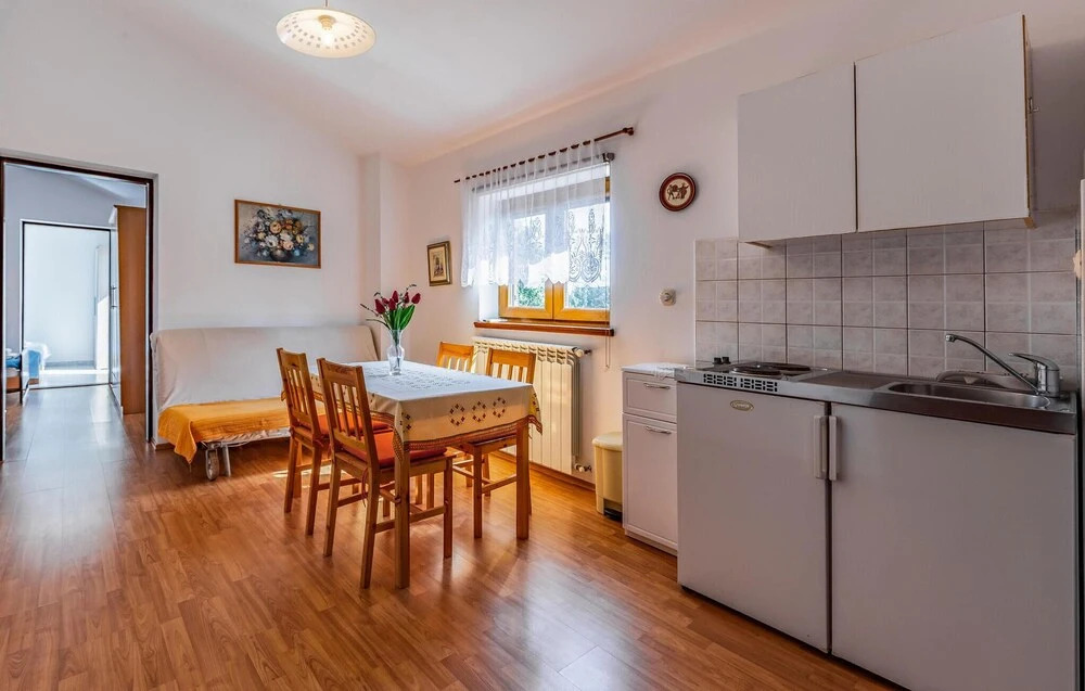 Stunning Home in Medulin With Wifi and 7 Bedrooms