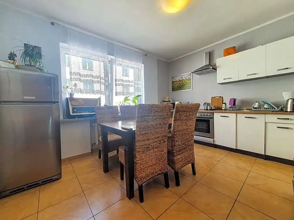 Hostel Mazurska 8a