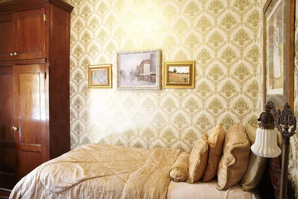 The New York Renaissance Home and Guesthouse
