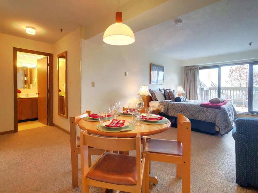 Mg 3d11 - Mt. Green Studio: Sleeps 4. Close To Skiing!
