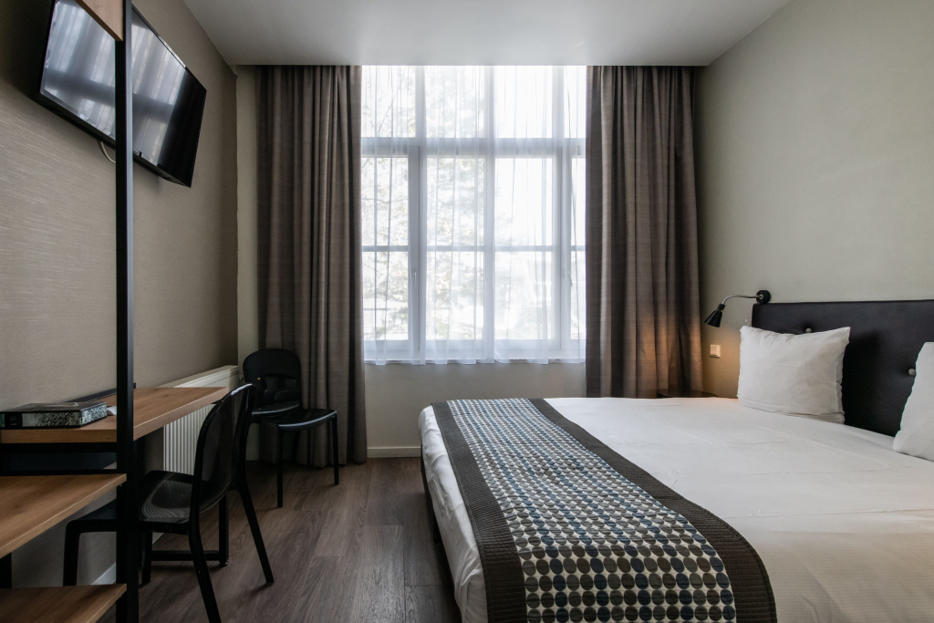 Acostar Hotel