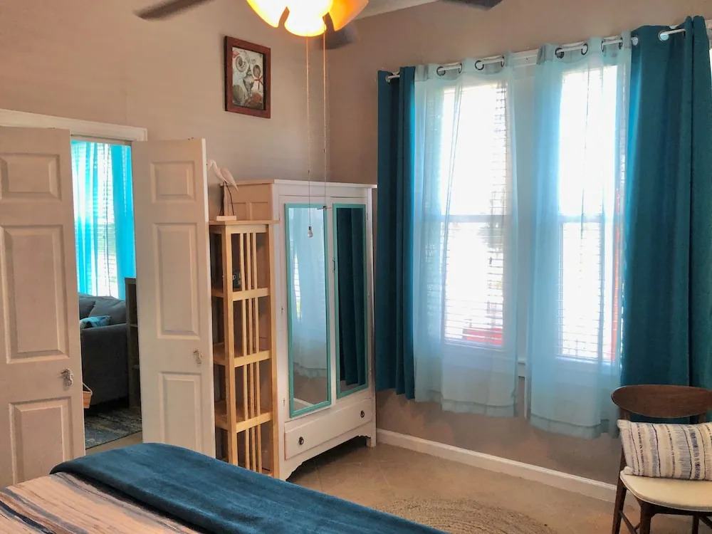 Ocean Blue And Ocean Breezes 2 Bedroom Home