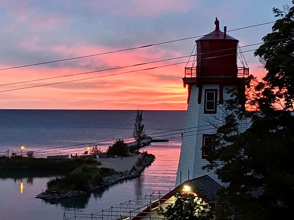 Inn at the Harbour