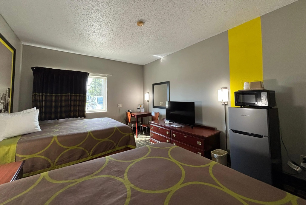 Super 8 by Wyndham Mt. Carmel IL