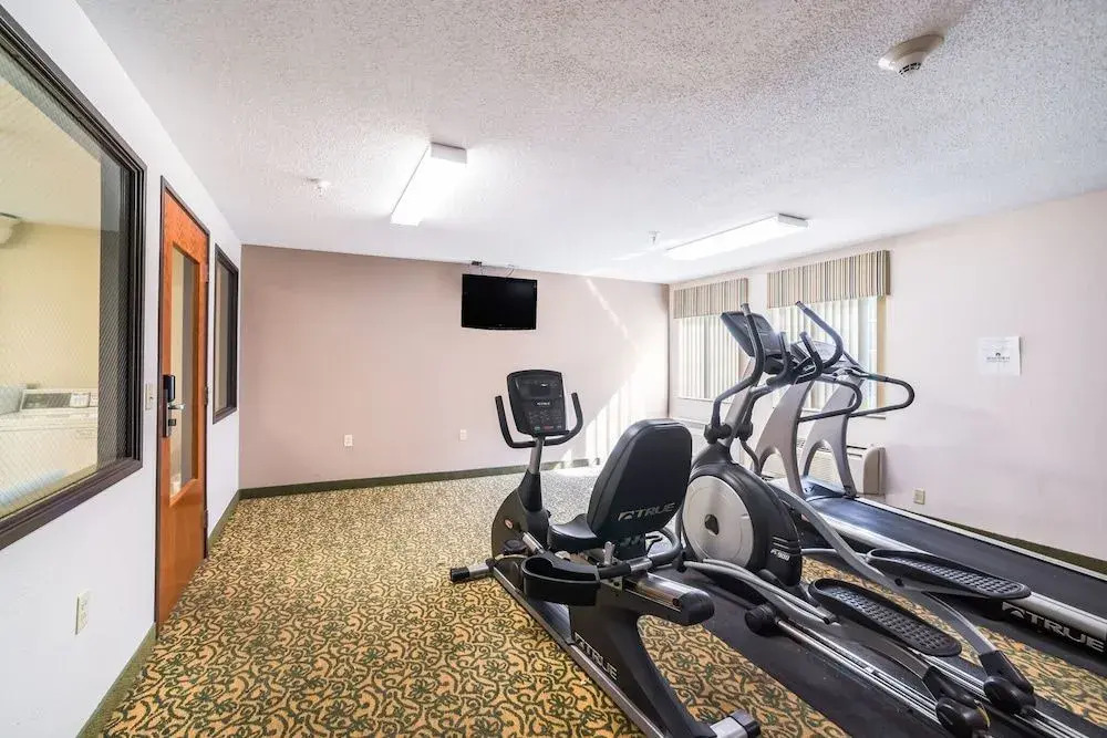 Home Towne Suites O'Fallon