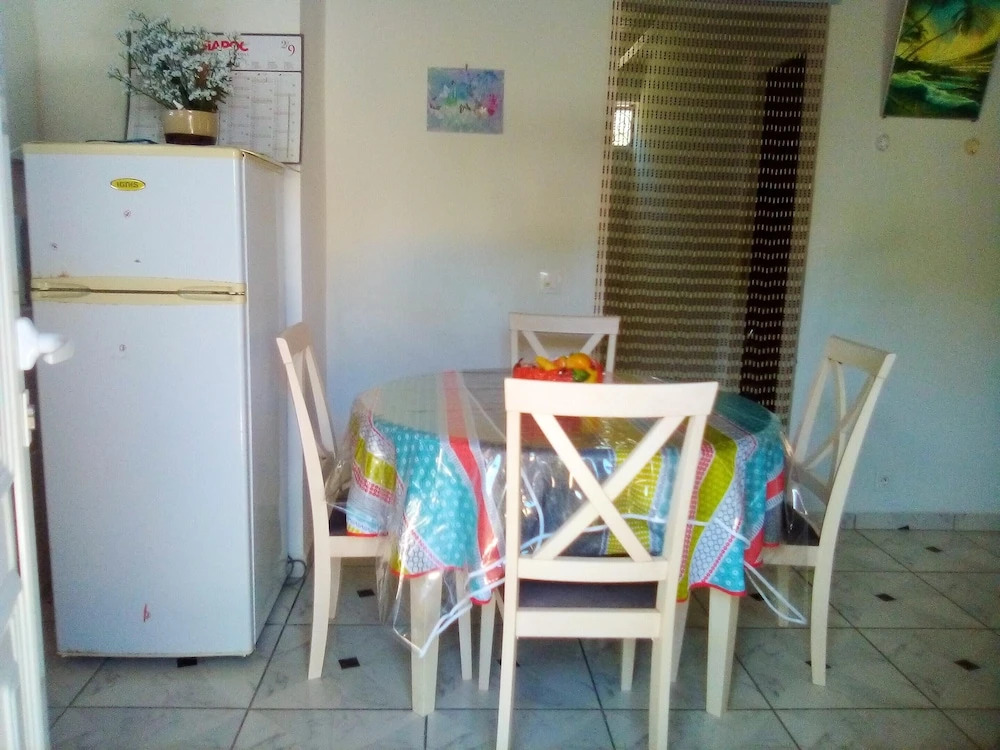 House with One Bedroom in Deshaies, with Furnished Garden And Wifi - 200 M From the Beach