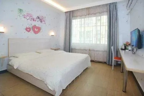 Happy Garden Hotel