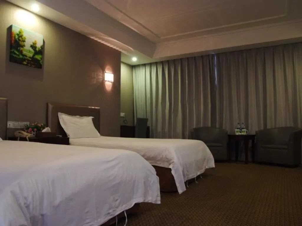 Greentree Inn Changzhou Liyang Pingling Square Business Hotel