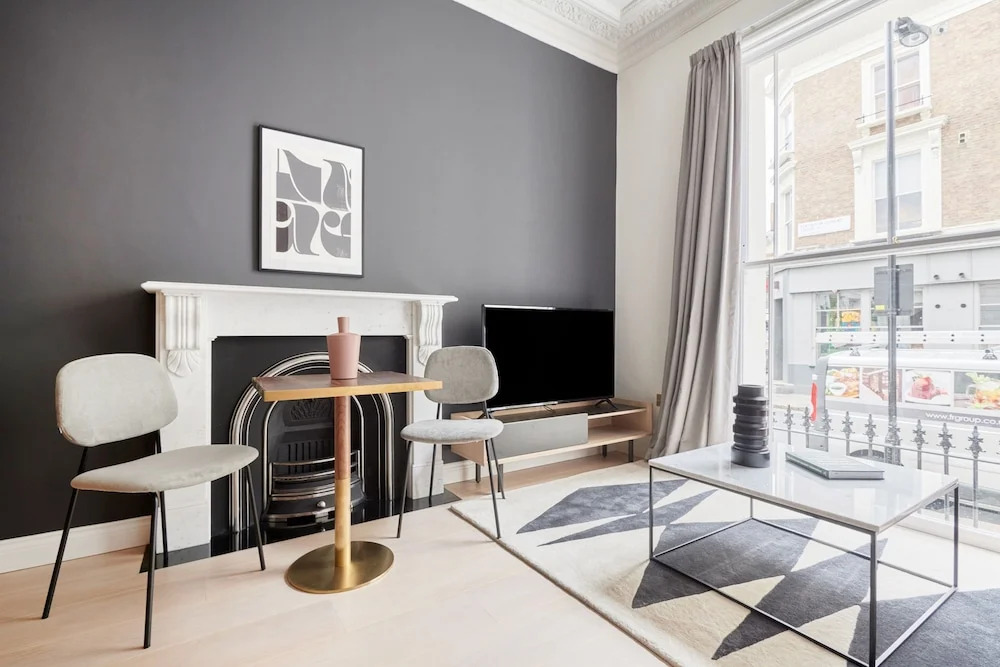 Sonder Kensington Town House