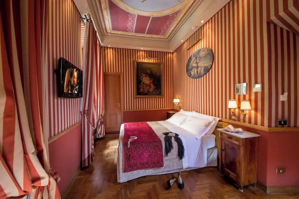 The Inn at the Spanish Steps Elegant Collection - GioielloJewel